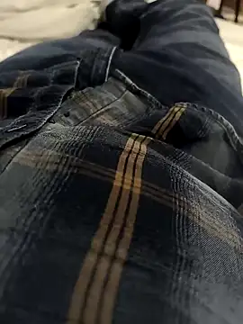 Snapshot of rana9639_1 chatting on March 7, 12:26 am rana9639 1 online show from March 7, 12:26 am