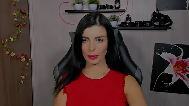 KayWuds online show from December 3, 6:17 pm