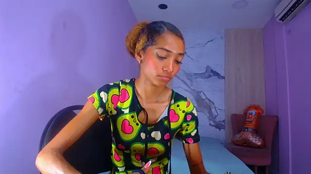 Charlotte Love10 online show from February 5, 3:09 pm