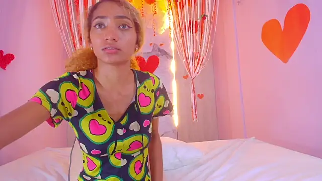 Charlotte Love10 online show from February 11, 3:18 pm