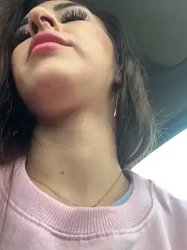 SashaBelle  online show from November 19, 7:08 am