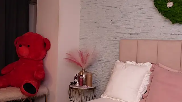 AnnieStylesx online show from March 22, 4:24 am