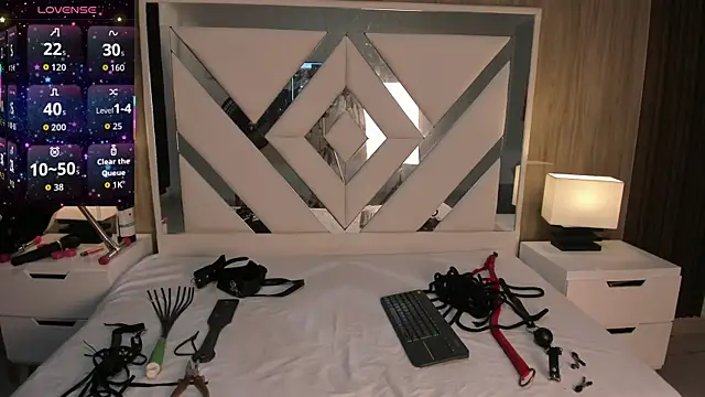 Snapshot of ValentinaThomas chatting on September 13, 7:24 pm ValentinaThomas online show from September 13, 7:24 pm