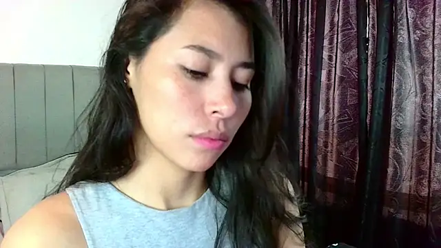  joy yva online show from December 8, 4:28 pm