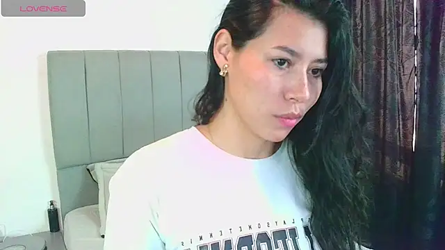  joy yva online show from December 14, 2:42 pm