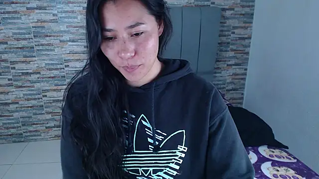  joy yva online show from October 26, 2:39 am