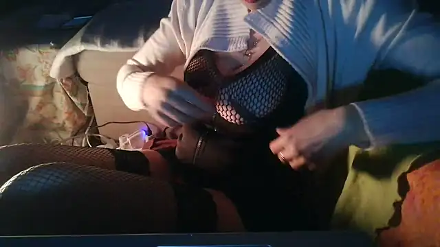 VeneRed online show from February 28, 6:41 pm