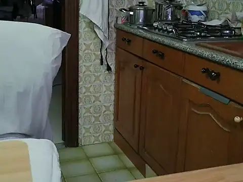 VeneRed online show from October 5, 9:29 am