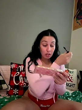 lonelylexxxie online show from November 26, 3:46 pm