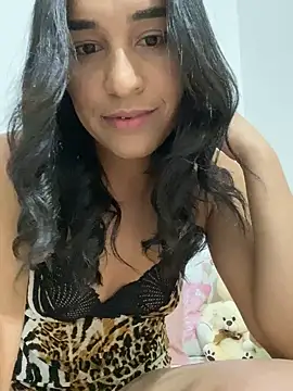 cleolimahot3 online show from December 10, 10:58 pm