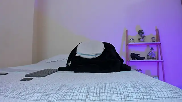 skinny and boyfriend online show from February 25, 4:53 pm