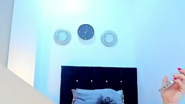 kathyajhonss online show from January 20, 5:37 am