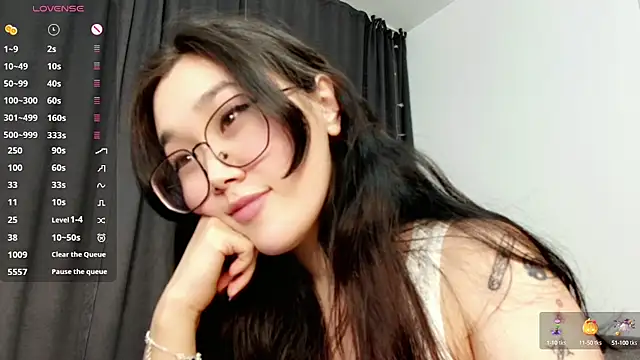 Jennatyan online show from January 4, 4:11 pm