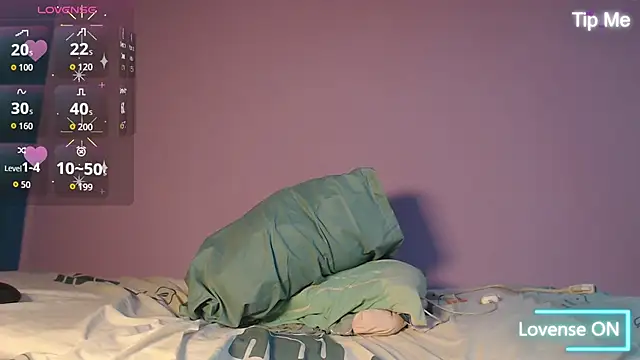 Dante Bear  online show from September 21, 8:54 pm