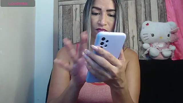 rosa pretty online show from October 18, 8:59 am