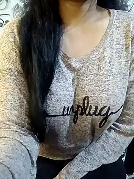 kindar-joy online show from December 25, 1:31 am