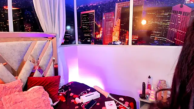 Tiffany sander online show from February 11, 5:16 am