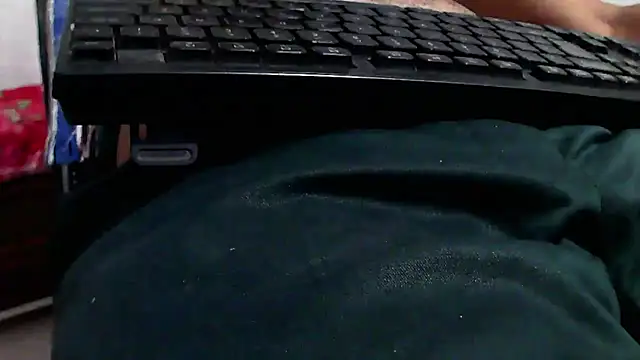 Snapshot of GO_LALA chatting on March 9, 10:41 am GO LALA online show from March 9, 10:41 am