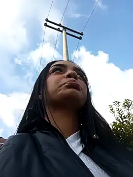 Snapshot of Sara-77 chatting on January 12, 10:01 pm Sara-77 online show from January 12, 10:01 pm