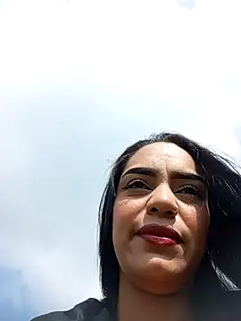 Snapshot of Sara-77 chatting on February 10, 2:16 pm Sara-77 online show from February 10, 2:16 pm