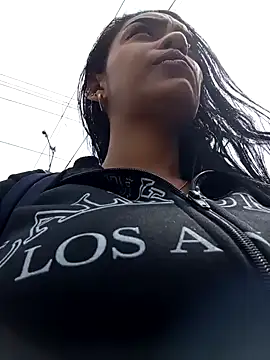 Snapshot of Sara-77 chatting on February 19, 6:54 pm Sara-77 online show from February 19, 6:54 pm