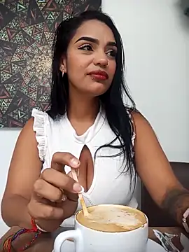 Snapshot of Sara-77 chatting on March 8, 4:50 pm Sara-77 online show from March 8, 4:50 pm