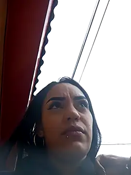 Snapshot of Sara-77 chatting on March 11, 3:23 pm Sara-77 online show from March 11, 3:23 pm