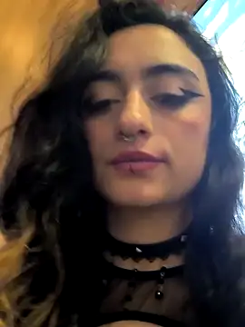 Lila Desiree online show from December 16, 12:04 am