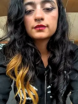 Lila Desiree online show from February 13, 7:42 pm