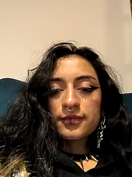 Lila Desiree online show from February 24, 5:33 am