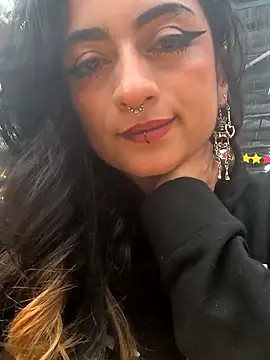 Lila Desiree online show from March 7, 5:28 pm