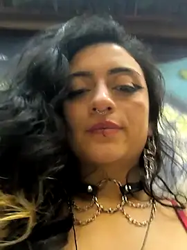 Lila Desiree online show from March 10, 1:12 am