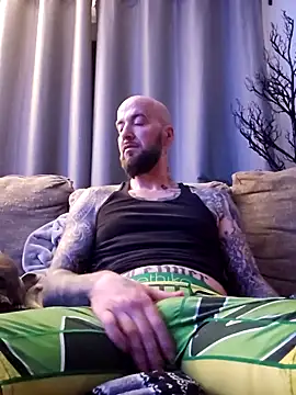 Beardedtattood online show from January 22, 3:31 am