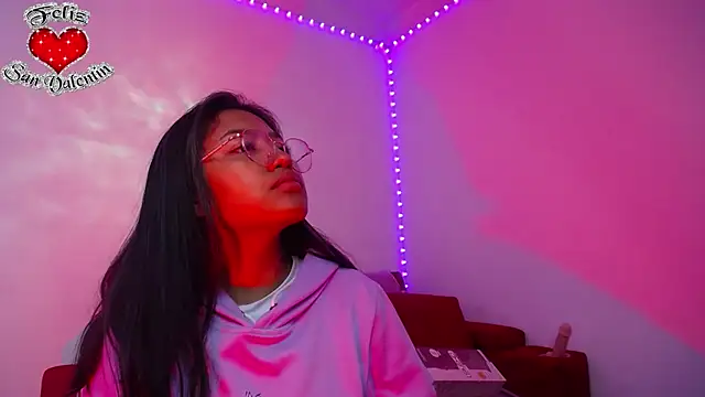 ricura mily online show from March 6, 10:52 am