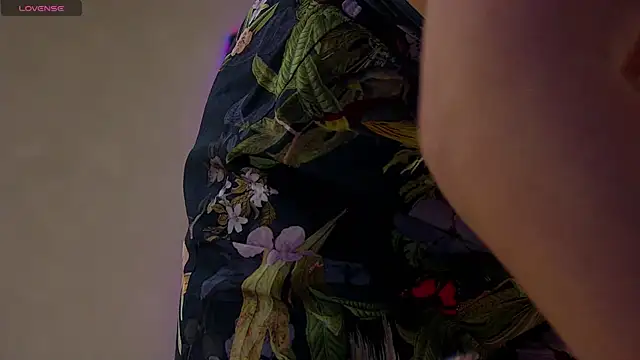 Snapshot of KateReevah chatting on March 2, 2:19 am KateReevah online show from March 2, 2:19 am