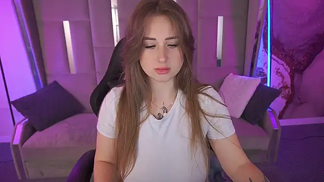 Snapshot of GentleAdellee chatting on November 23, 1:22 pm GentleAdellee online show from November 23, 1:22 pm