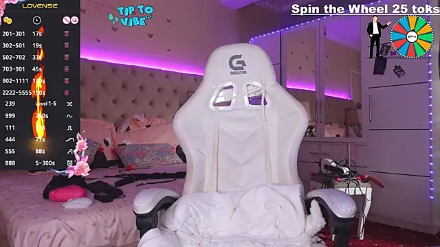 Alicia007 online show from December 30, 11:15 am