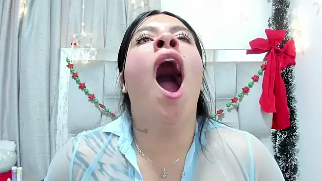 Naia x online show from January 2, 5:07 pm