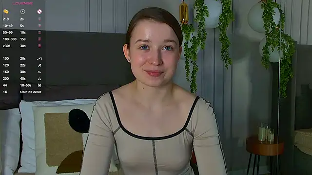 MichelleHaynes online show from March 13, 6:45 pm