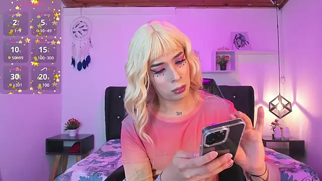 Snapshot of Nyx__Blackwood chatting on January 15, 2:06 am Nyx Blackwood online show from January 15, 2:06 am