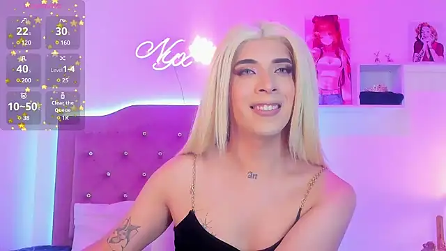 Snapshot of Nyx__Blackwood chatting on March 19, 10:20 pm Nyx Blackwood online show from March 19, 10:20 pm