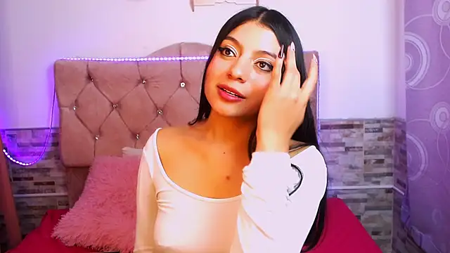 elizabethcooper online show from January 22, 2:04 am