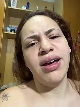 AgnesCampp online show from January 23, 3:32 pm