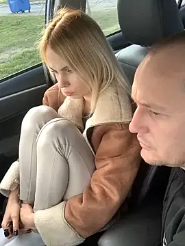 Snapshot of DonorDi chatting on January 12, 12:01 pm DonorDi online show from January 12, 12:01 pm