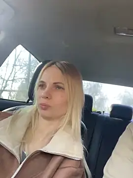 Snapshot of DonorDi chatting on February 2, 8:46 am DonorDi online show from February 2, 8:46 am