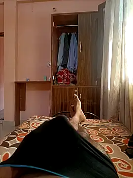 RRahullove69 online show from October 5, 8:23 am