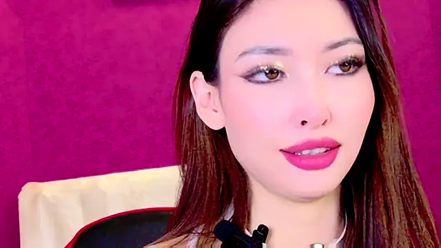 honey yani online show from December 4, 1:58 am