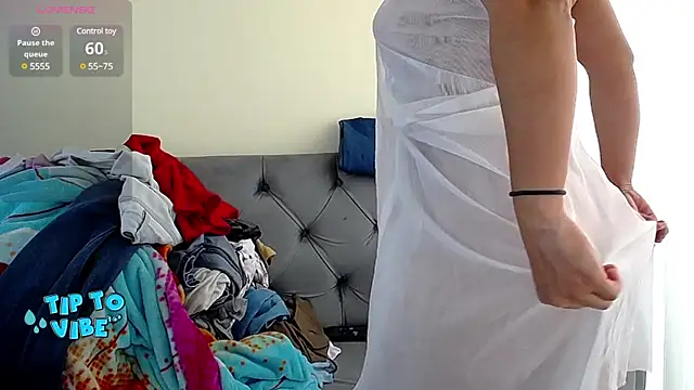 Kay LustyWife online show from December 12, 3:59 pm