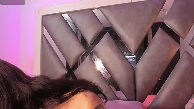 Snapshot of Mis__lola chatting on February 19, 7:16 pm Mis lola online show from February 19, 7:16 pm