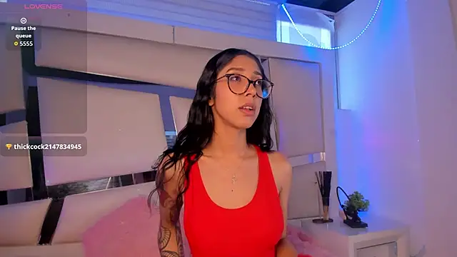 Snapshot of Mis__lola chatting on November 26, 8:21 pm Mis lola online show from November 26, 8:21 pm